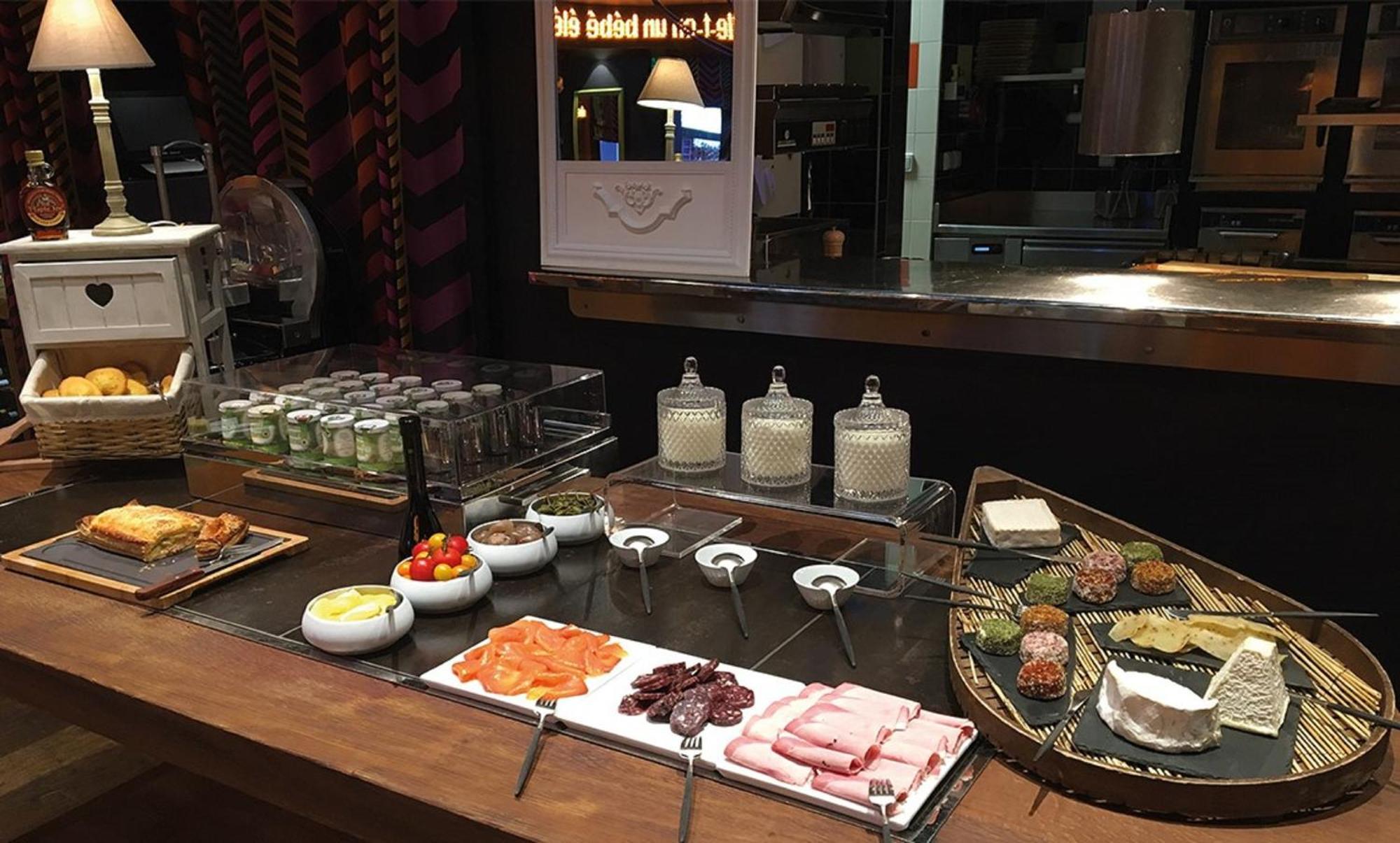 斯特西亚酒店 Saint-Sylvestre-sur-Lot 外观 照片